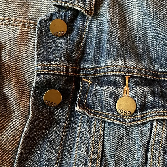 Gap Classic 1969 Denim Jacket - Picture 7 of 7